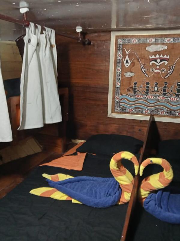 Lower Deck Quad Cabin